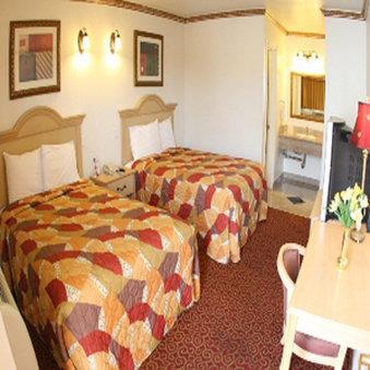 Xilo Hotel 2*