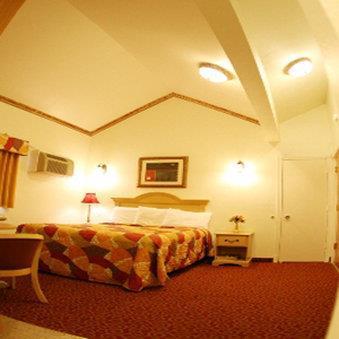 Hotel Xilo Glendale